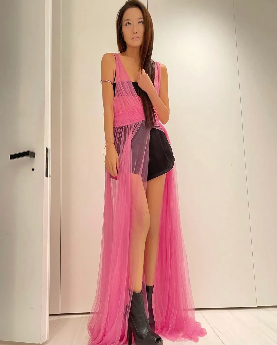 花滑|34岁冰上王子苦恋70岁华裔女富豪，7年身心俱疲，如今各自潇洒