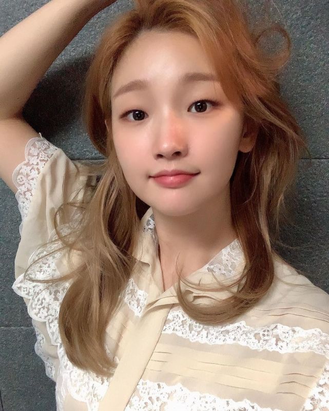 朴素丹|《寄生虫》主演朴素丹甲状腺癌手术后近况曝光，分享手写信送祝福