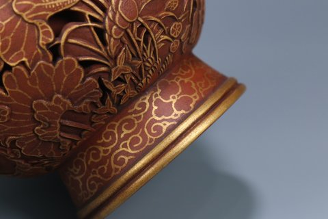 |老紫砂描金“一路连科”紫砂壶