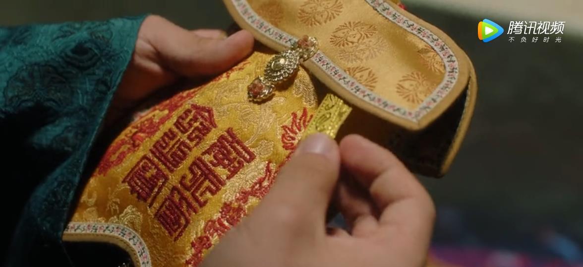 刘娥|大宋宫词：刘娥告诉赵祯身世真相，赵祯见到先皇遗诏，遗诏160字