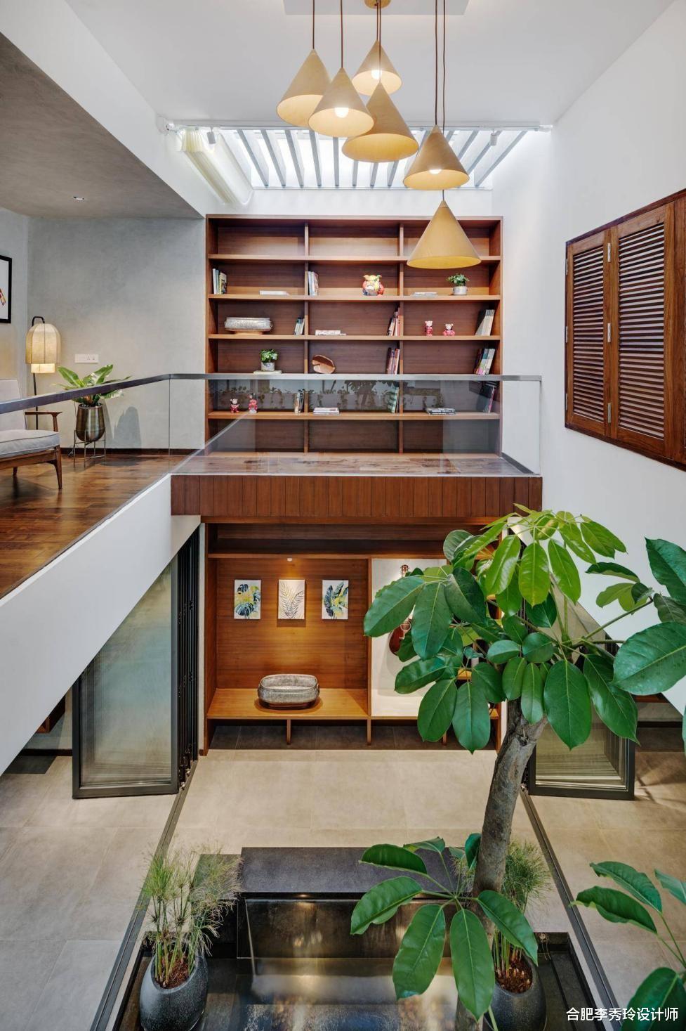 合肥李秀玲设计师|跟父母同住“回”字户型，双客厅双楼梯中间天井汀步，舒适和睦