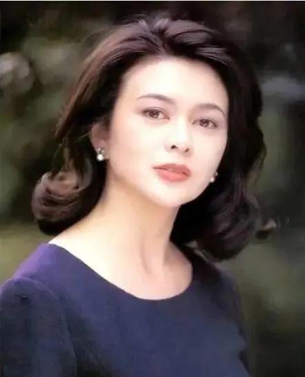 机加工分享赵工 关之琳的璀璨情史：围剿4位富豪，59岁还未婚，玩腻了就分