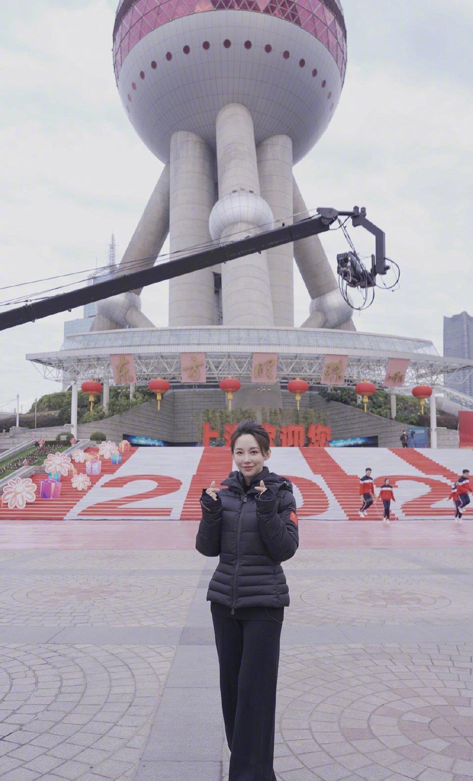 成毅|潘晓婷新年祝福有创意，问大家2022愿望有什么？粉丝的回答很大胆