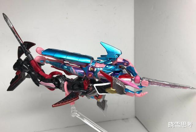 手辦|假面騎士利維斯：粉絲自制旗魚手辦，致敬亞瑟王，有2個機械形態