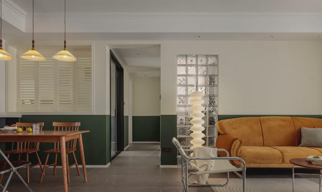 90㎡三室复古风装修，半墙打破“暗”房设计，大户型既视感