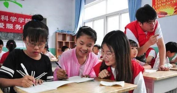 育儿心课堂|在农村能考上二本的学生,是什么水平?这张成绩单的反应很真实