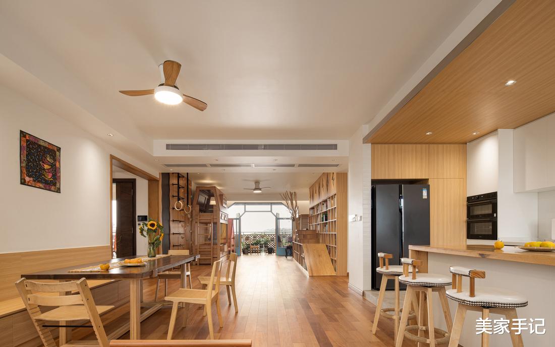 坚持去客厅化的家越来越多，或许只有尝试过，才知道住起来有多爽