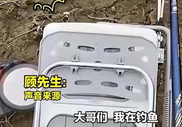 疯狂|安徽男子去钓鱼半天一条没钓上，扭头一看不远处的鱼在疯狂撒欢！