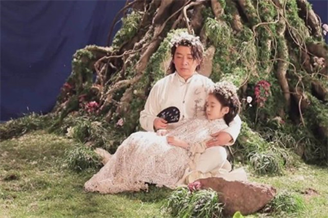 姚策|《司藤》大结局看点：西竹变回司藤和秦放相聚，白金终极身份揭晓