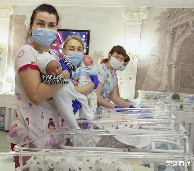內憂外患之下，大批烏克蘭女人被迫出租身體，一次費用50000美元-圖4