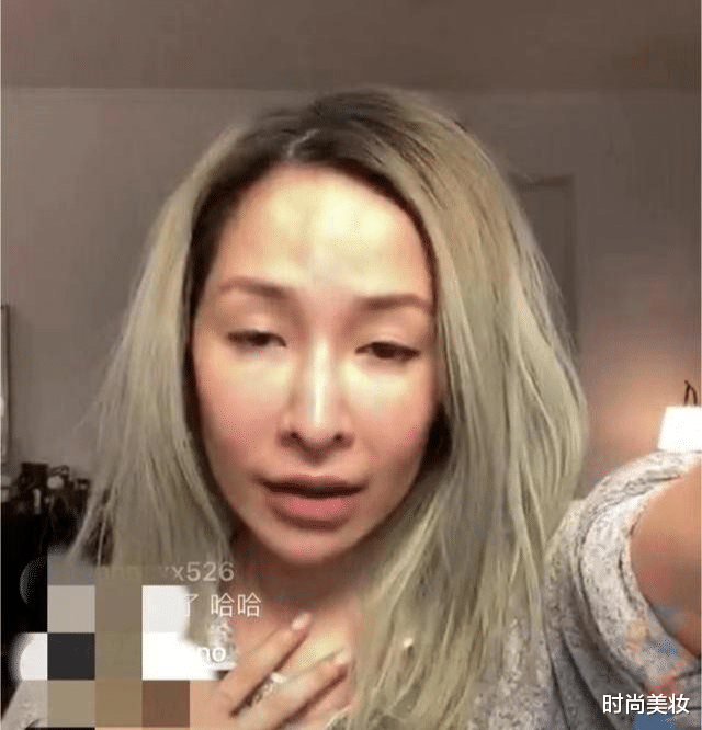 时尚美妆|40岁本该人老珠黄，她却与小鲜肉恋爱，皮肤好美成“瓷娃娃”