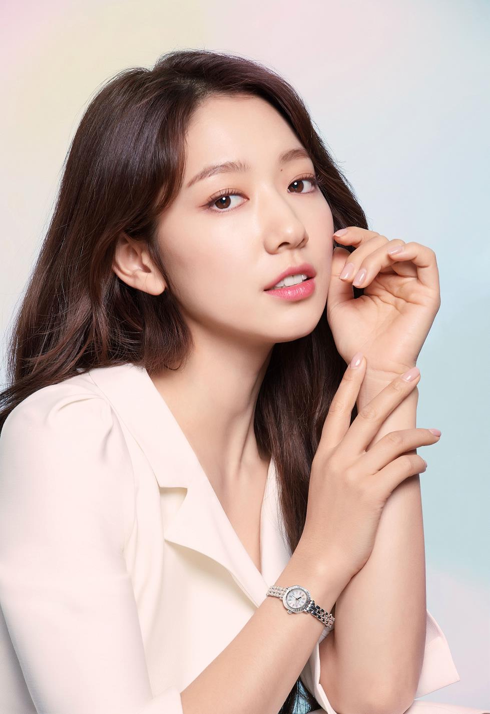 朴信惠|朴信惠宣布婚讯后，玄彬孙艺珍被催婚，网友喊话玄彬：赶紧娶回家