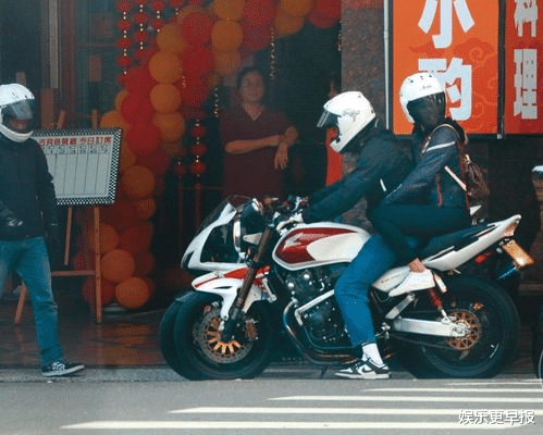 陈哲远|拐拐「掰了阮经天」爆热恋！夜勾高壮新欢回家 a昧画面全被拍