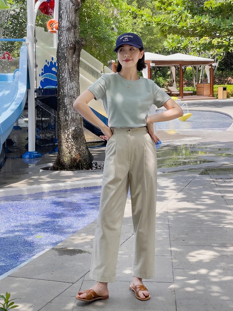 何有强|奔三奔四的女性，夏季多穿这些基础款单品，显瘦洋气又高级