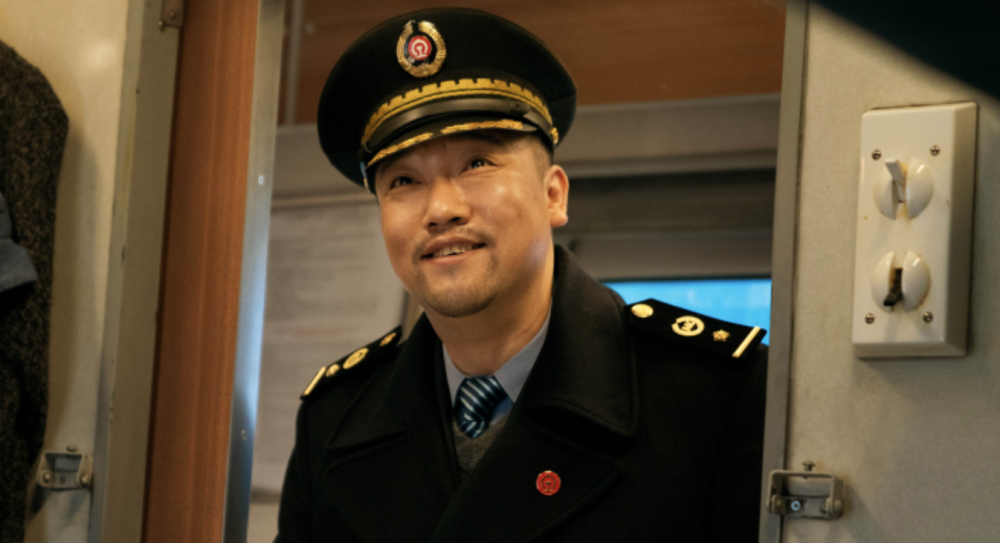 贾冰|三次登上春晚，贾冰“老牛吃嫩草”？与妻子同框如\父女\