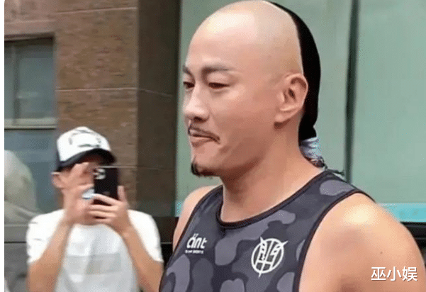 何润东|46岁何润东近照认不出?面部苍老身材臃肿,现沦落到在剧中打酱油?