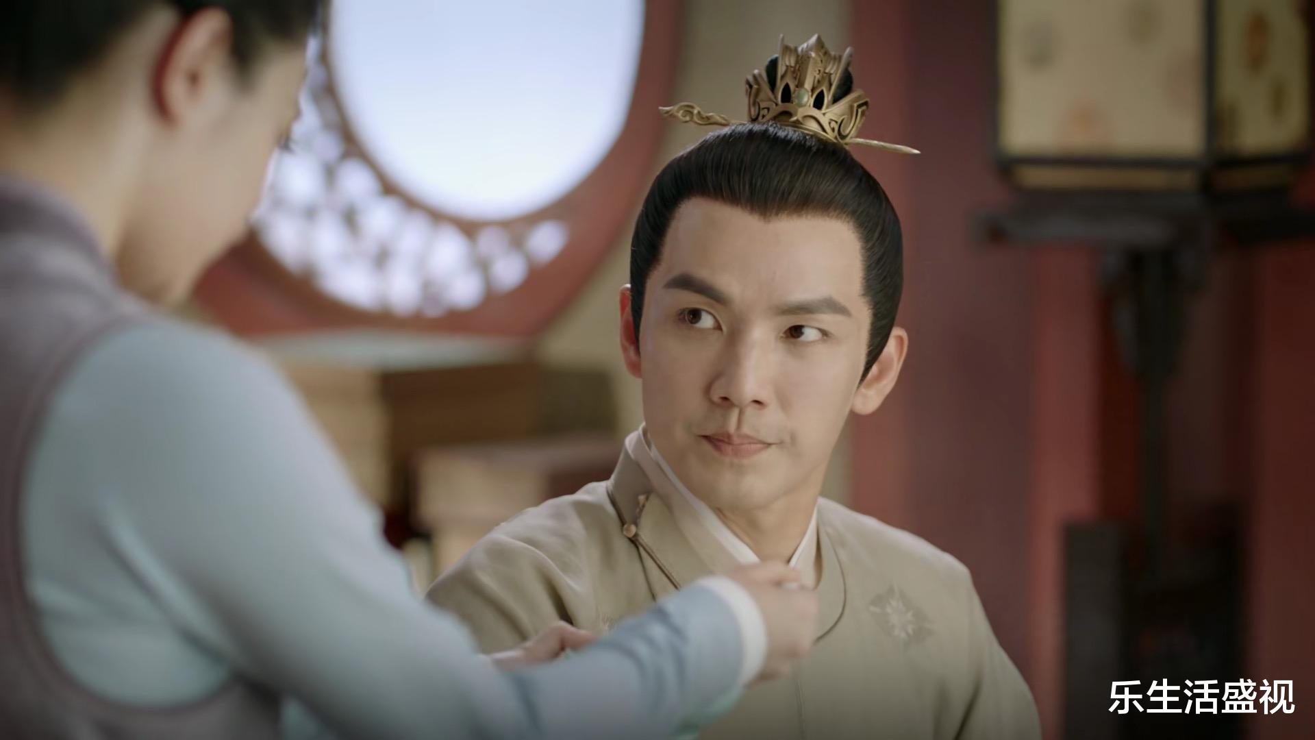 锦心似玉|《锦心似玉》琥珀爱而不得与十一娘反目，给侯爷下药变身姨娘