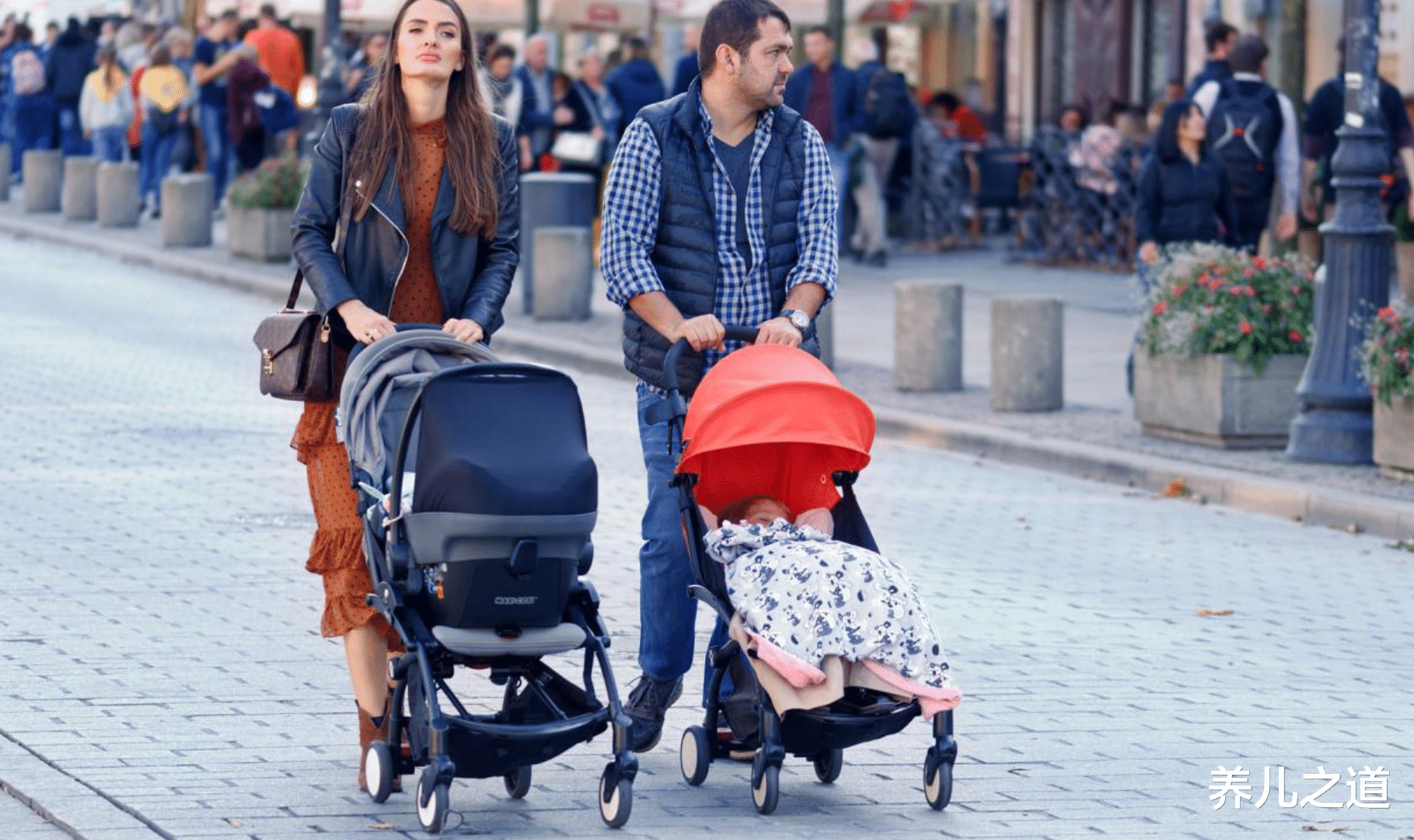 养儿之道|不足1周岁的宝宝，体检出脊柱弯曲，只因宝妈天天在做的这件事