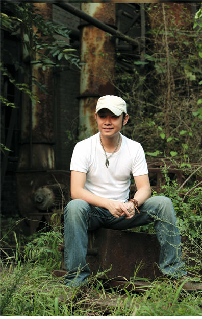 刀郎|从家喻户晓到销声匿迹，刀郎得罪了谁？他的消失扯下了娱圈遮羞布