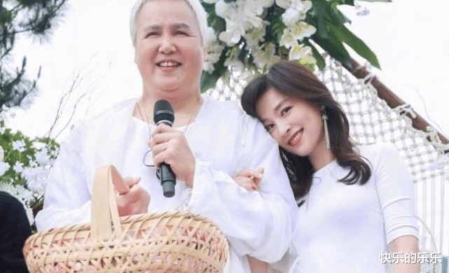 张庭|张庭300亿灰色产业链！6年前究竟谁暗中推动？唯独黄磊是人间清醒