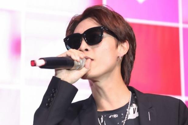 萧敬腾|一首歌曲让他赚了一个亿，开豪车上综艺，如今却混成了过气网红