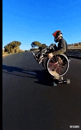  25张活久未见的照片，炸弹在几公里外爆炸，冲击波几秒钟就到眼前