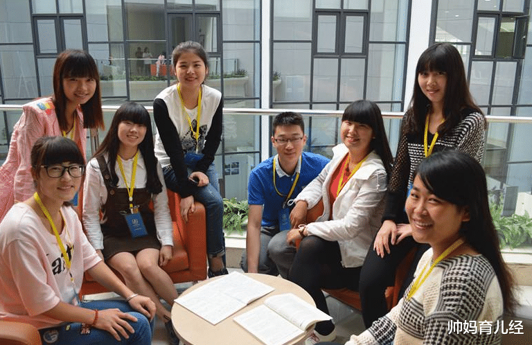大学生|大学生“花式”请假，辅导员看后忍俊不禁，喂恐龙是认真的吗？