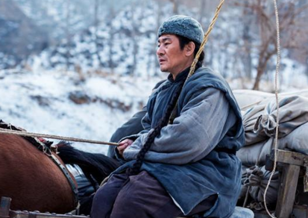 杨幂|明明是同一个人，演完《理想之城》再演《突围》，差点没看出来