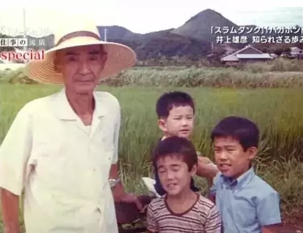 莫利亚|他用十年时间，只画了一部动漫，却承载了无数人的青葱记忆！