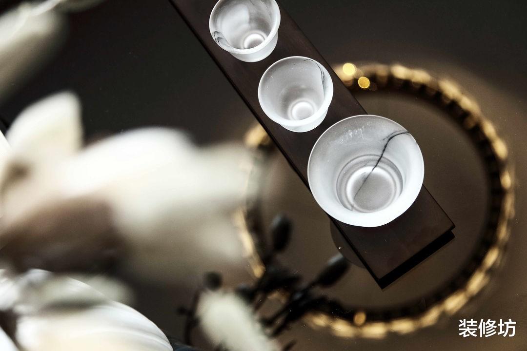 装修坊|以东方雅韵铺陈空间,借用山水之灵气,打造现代的宜居空间