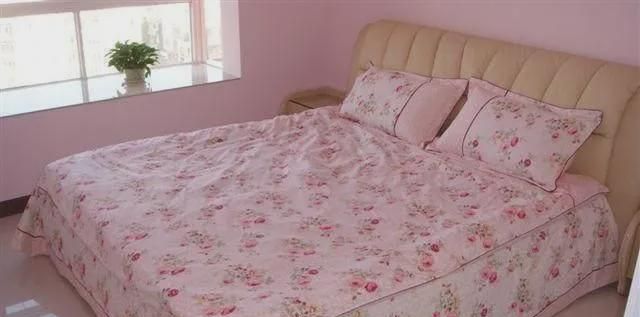 新家入住第一天请亲戚来吃饭,都说10万能装成这样,我赚死了!