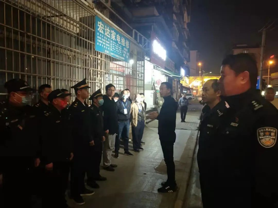 黄石花湖街道:部门联合打击传销行动 抓获涉嫌传销人员30多人