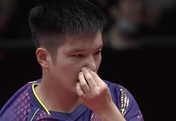 刘诗雯|4：0！卫冕冠军击垮刘诗雯，世界第一两个悬念，刘国梁哭笑不得