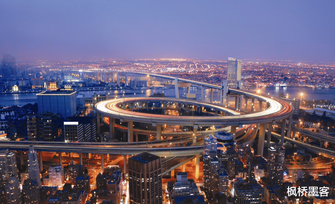 乌克兰 乌克兰为何盛产美女？除了和他们的祖先有关外，还和当地气候有关