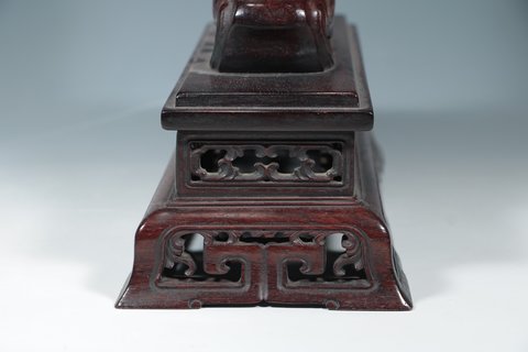 翡翠手镯|清，翡翠手镯，满绿飘紫，满刻祥云图案