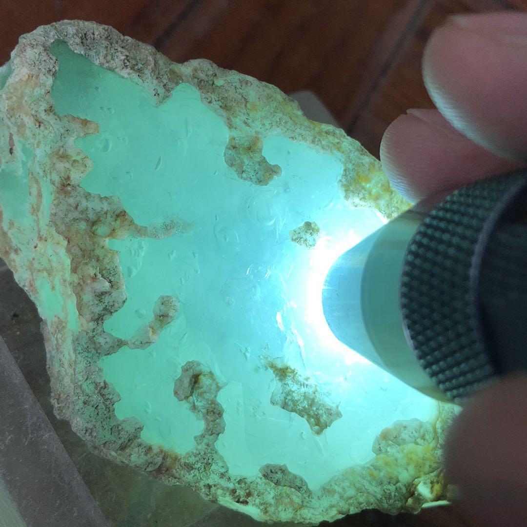 翡翠|肉眼如何直接分辨出翡翠的真假？