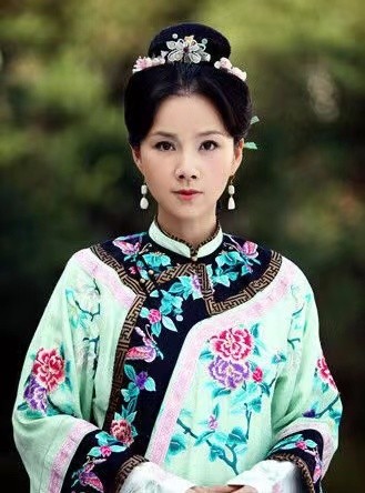 王冠|何琳：嫁给母校老师，为公婆息影5年，我一生只结一次婚