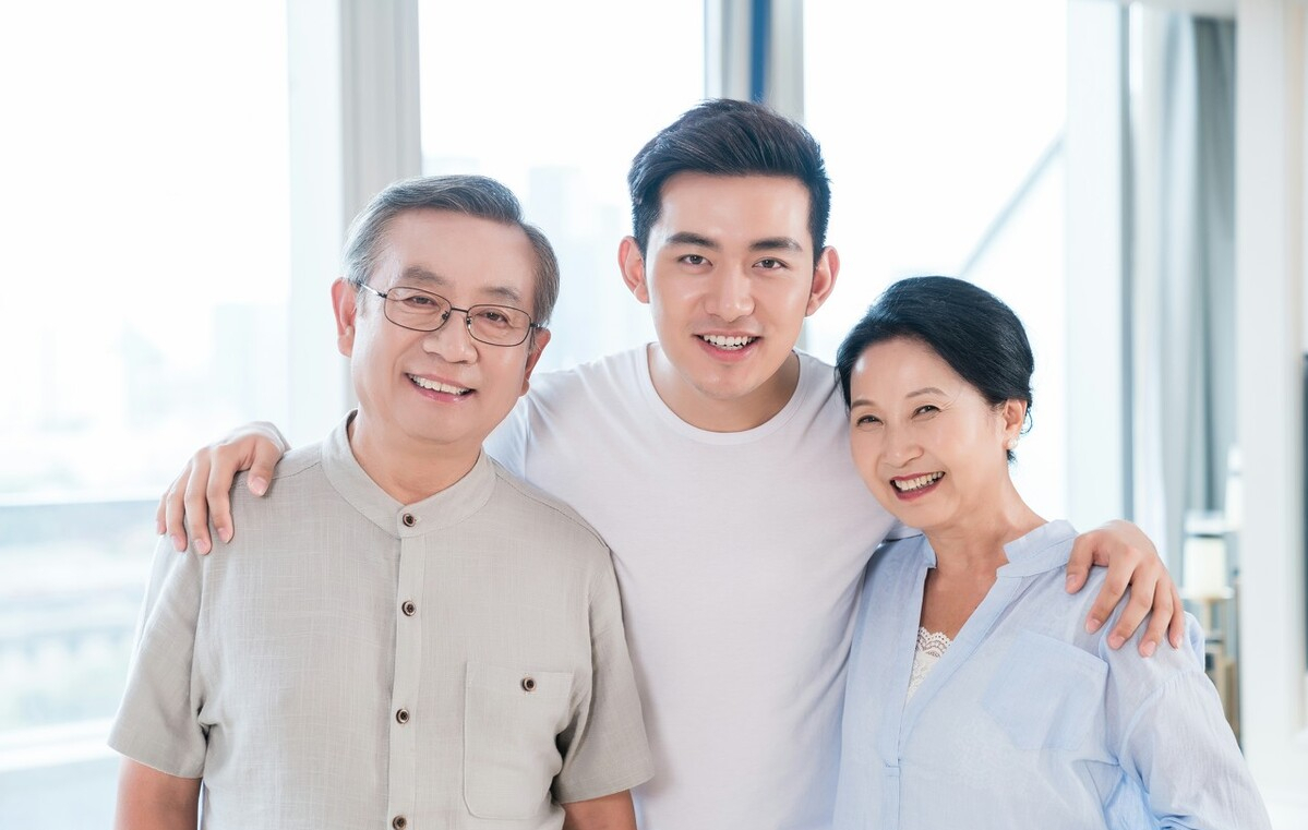 母婴参考|一到晚年，老人和子女关系就变差？若用这四种方法，和孩子更亲密