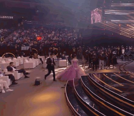 司雯嘉|他还是别出来祸害别人了吧！