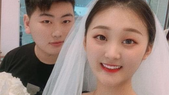 陈亚男|“痴心不改”陈亚男：复出直播获清一色力挺？被大衣哥公司除名