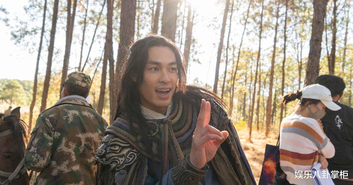 段誉|魔改《天龙八部》槽点多：文弱段誉变娘兮兮，杨祐宁版乔峰成白痴