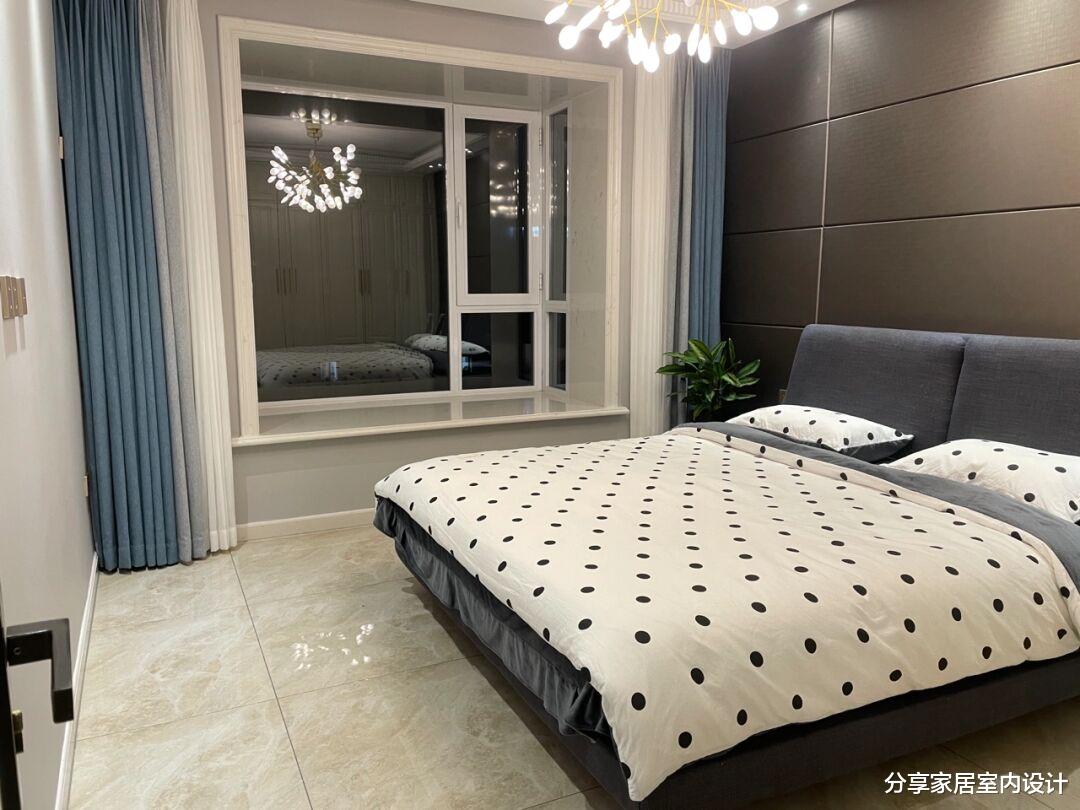 一家三口幸福的新房,效果还不错,尤其是电视墙贴瓷砖非常个性!