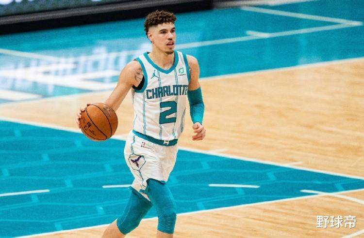 卢卡·东契奇|狂轰30+8+6！比肩詹姆斯和东契奇！三球，他就是20届上限最高的球员！