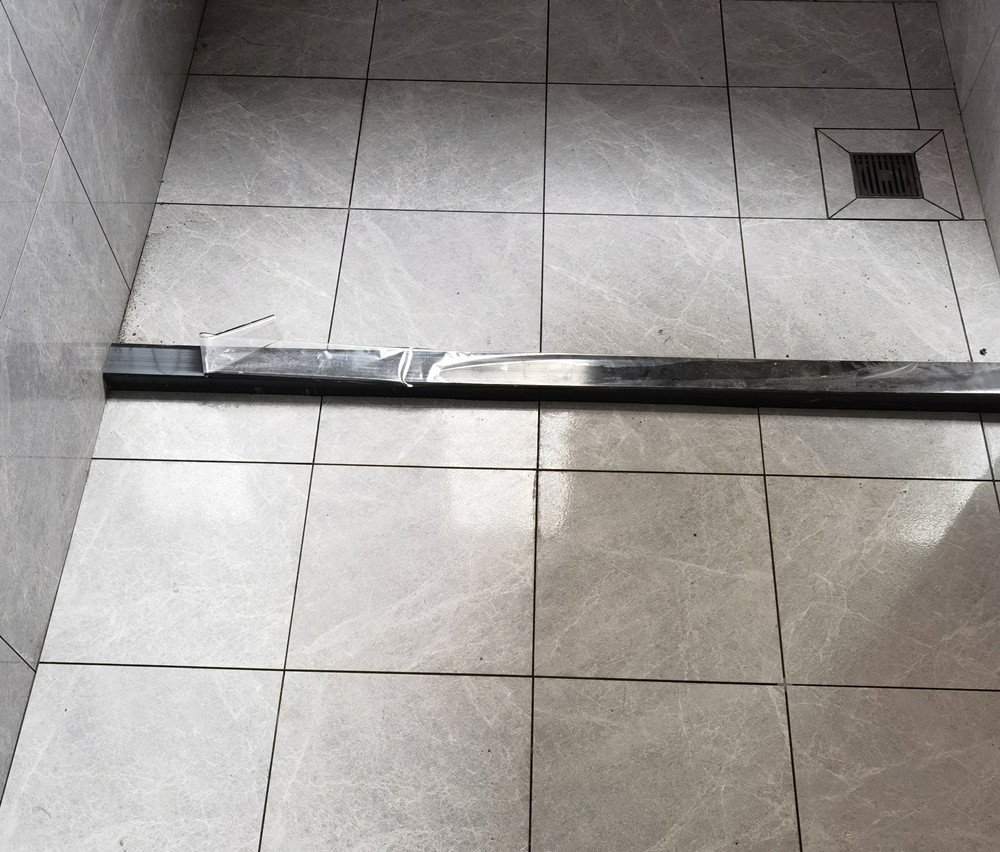 生活与装修|在青岛装修,地漏和下水管之间有间隙怎么办?