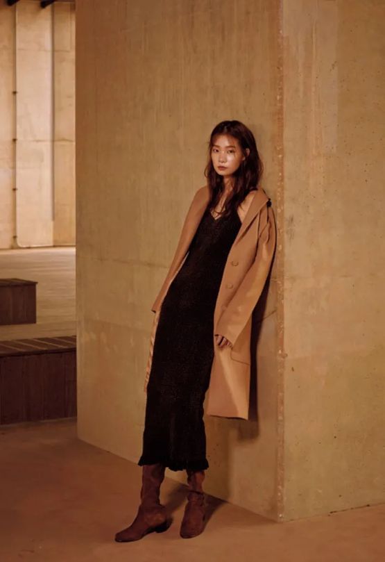 大衣|驼色大衣太耐穿了, 经典不过时，来跟优梨学！