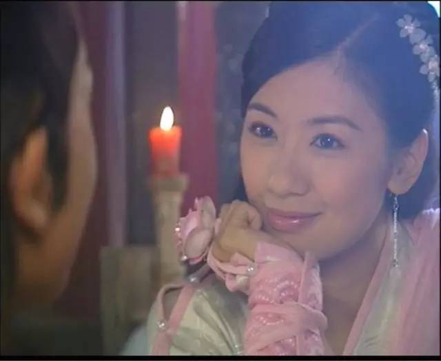 杨紫|娱乐圈公认最摄人心魄的36张脸，愿时光倒回去！