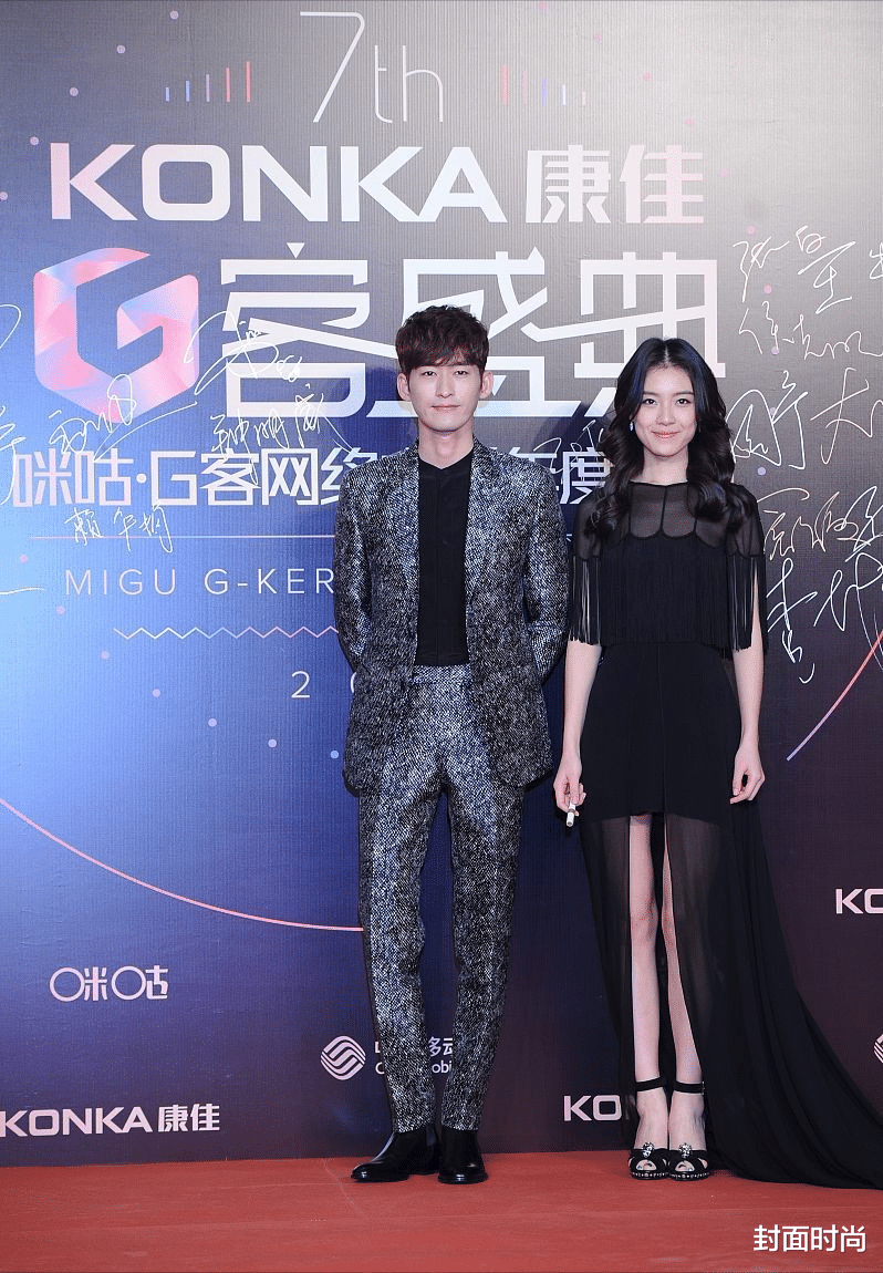 封面时尚 张翰看中的“环球小姐”真不错,穿黑色薄纱裙不忘秀腿,挺高级的