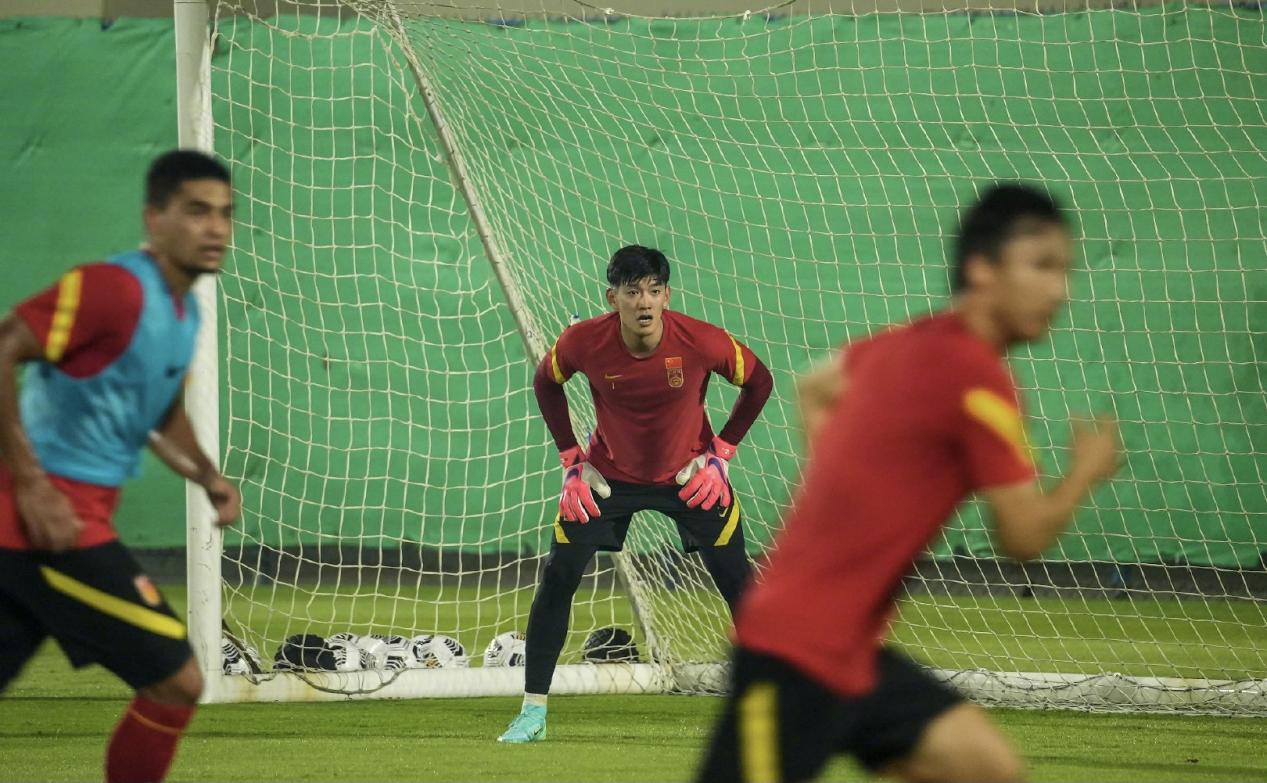 国足|国足小心了！叙利亚故意洗牌+卧草拖延，10号最危险