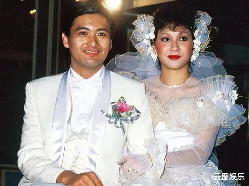 余安安|周润发前妻晒家庭聚会照，女婿亲自烹调一桌美食，外孙没有露面