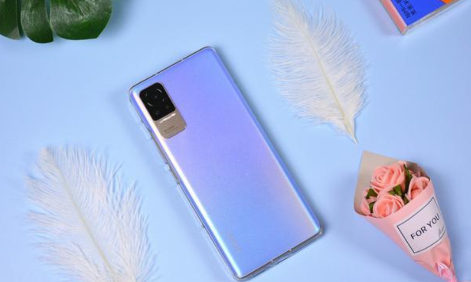 液晶面板|小米新系列再来新机,2亿镜头+4800mAh,颜值最高的小米手机